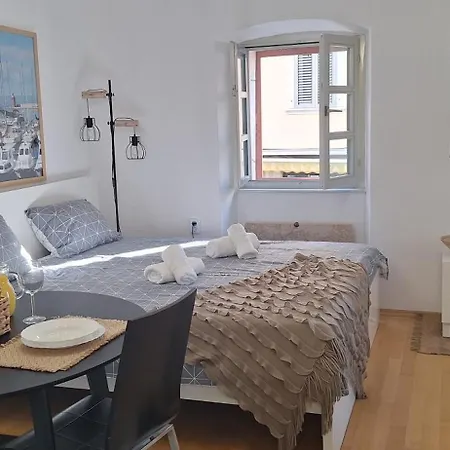 Lighthouses Apartment